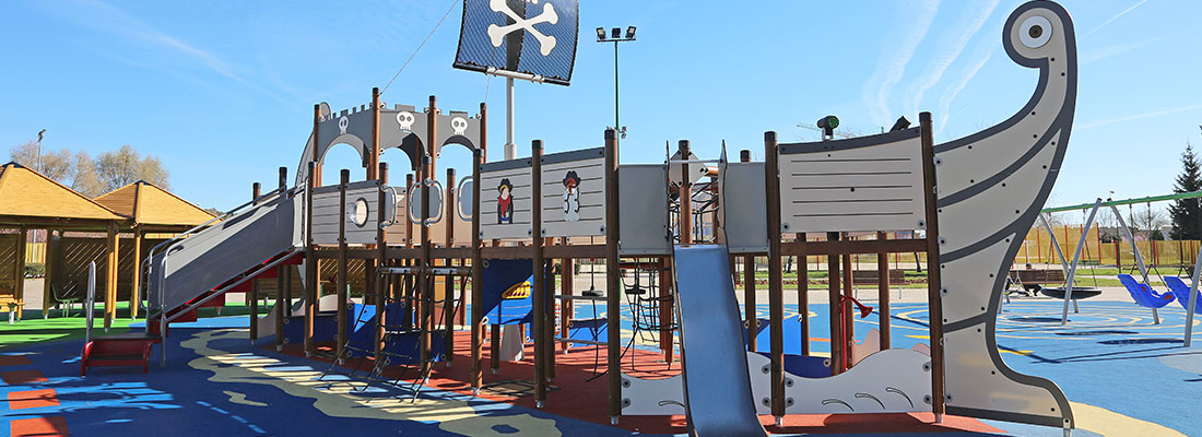 Large custom made pirate themed inclusive mutli-play structure 